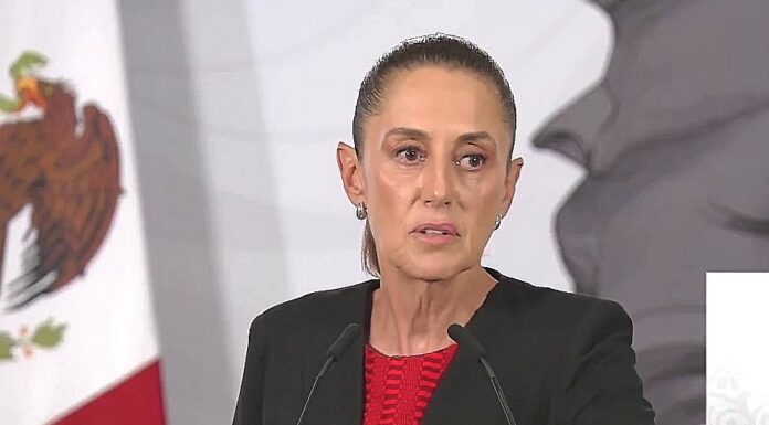 Claudia Sheinbaum descarta riesgos inmediatos por orden de Trump sobre vigilancia de remesas.