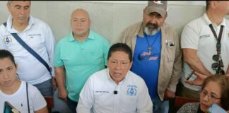 Trabajadores “Z” del Gobierno de Veracruz exigen cumplimiento de laudos y acceso a seguridad social.