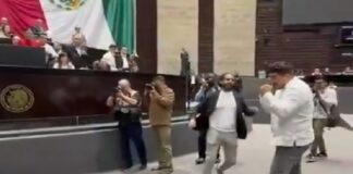 #OsoLegislativo: Por narcoacusaciones y empujones estalla pelea entre Zenyazen Escobar de Morena y Carlos Mancilla del PRI