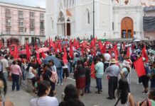 Antorchistas bloquearon centro de Xalapa para exigir audiencia con Rocío Nahle