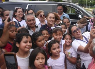 “Se gobierna escuchando al pueblo”: Presidenta Claudia Sheinbaum inaugura obras para prevenir inundaciones en 5 comunidades de Veracruz