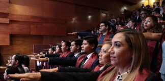 Entrega SEV constancias a 109 egresadas y egresados del Consorcio Clavijero