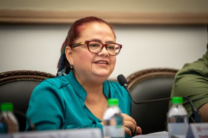 Daniela Griego 18,06