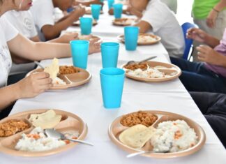 Acceden estudiantes del CAM No. 14 a una alimentación nutritiva y diaria