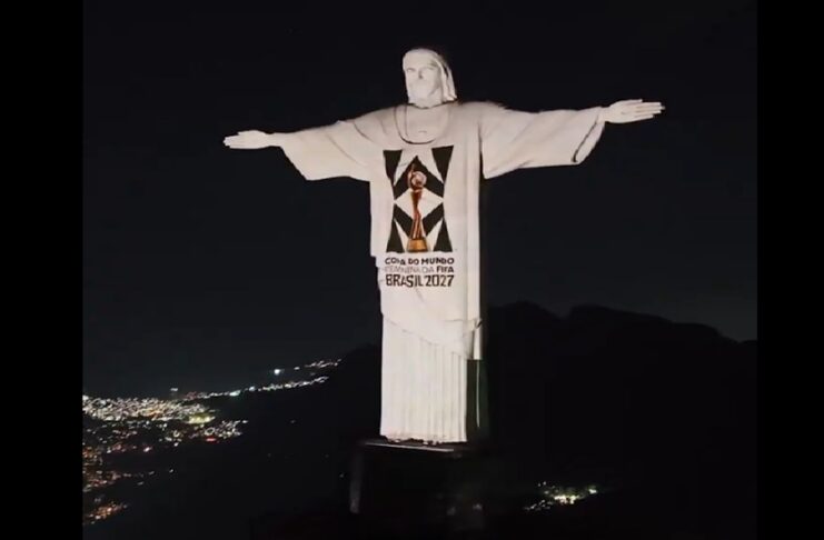 El Cristo Redentor se ilumina con el logo de la Copa Mundial Femenina de la FIFA 2027