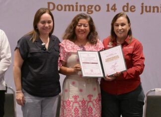 Reciben 648 familias veracruzanas constancias de finiquito de créditos FOVISSSTE