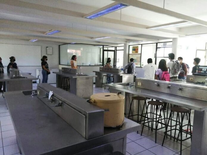 Facultad de Biologia, Laboratorio