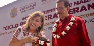 Lleva Gobernadora Rocío Nahle apoyos, mecanización y equipamiento a comunidades de la Huasteca