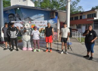 Fomentando un estilo de vida saludable, autoridades municipales participaron en carrera comunitaria