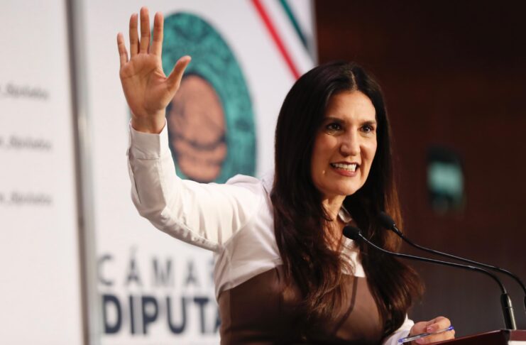 Kenia López pide investigar a políticos ligados al crimen para combatir la violencia