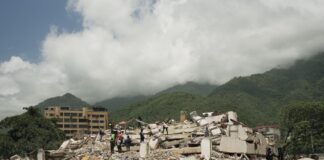 Continúa creciendo la cifra de muertos por el terremoto en Venezuela; reportan más de 64 mil desaparecidos