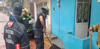 Lluvias provocaron inundaciones en Banderilla; PC reporta afectaciones en viviendas y vehículos.