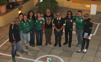 Once de la tribu lleva el Mundial de Futbol al arte del cartel