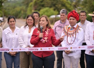 Rocío Nahle entrega tramo Acayucan-Comején; justicia social para el sur