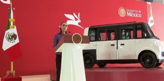 Presidenta Sheinbaum presenta Olinia, el primer vehículo eléctrico diseñado y desarrollado totalmente en México.
