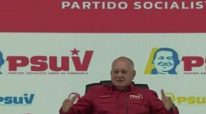 Diosdado Cabello desmiente acercamiento entre Delcy Rodríguez y María Corina.