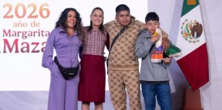 De vendedor ambulante a Palacio Nacional: el día en que el pato Merlín conquistó la mañanera