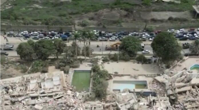 Sube a 590 la cifra de muertos por los terremotos en Venezuela; hay miles de desaparecidos.