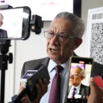 INE presenta nueva credencial para votar con 25 medidas de seguridad y elementos de inclusión