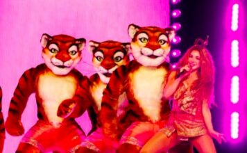Shakira arrasa en EE.UU. al iniciar la segunda etapa de su gira “Las Mujeres Ya No Lloran World Tour”