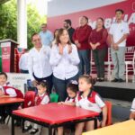 Ninguna escuela quedará fuera del programa de mobiliario: Rocío Nahle García