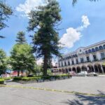 Acordonan área del Parque Juárez por riesgo de caída de ramas