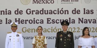 Llevan la responsabilidad de defender la soberanía: Presidenta a cadetes de la Heroica Escuela Naval Militar en Veracruz