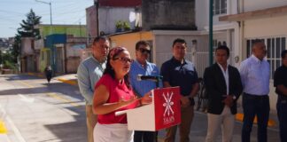 Trabaja Ayuntamiento para que la gente viva mejor; entrega Daniela Griego obra número 17 de la Administración