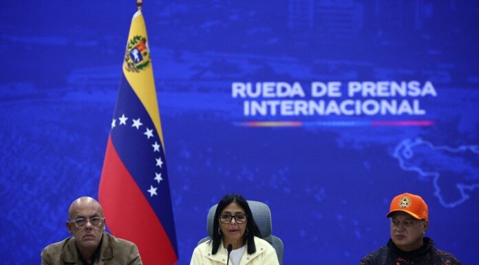 Aumenta a 2 mil 595 la cifra oficial de víctimas por terremotos en Venezuela;
