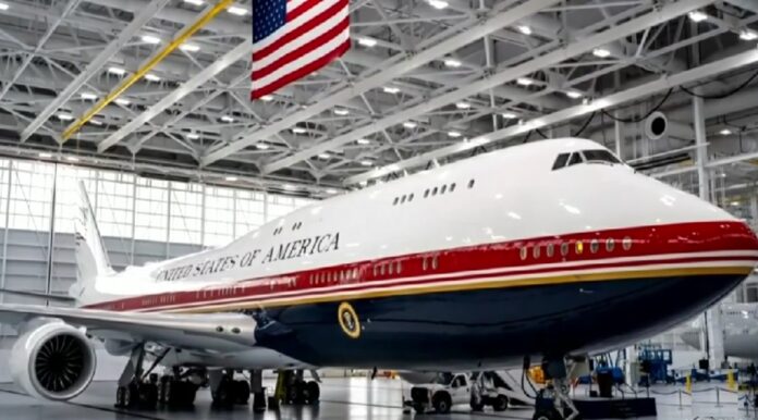 Donald Trump Estrena avion regalado por Catar