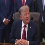 Trump analiza castigar con arancel a la lechuga mexicana por brote de ciclosporiasis en EU