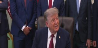 Trump analiza castigar con arancel a la lechuga mexicana por brote de ciclosporiasis en EU