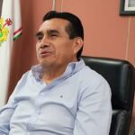 Alcaldes y Alcaldesas “pórtense bien”, les advierte Esteban Bautista