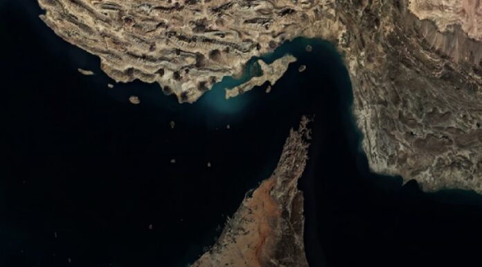 Irán atacó un buque con bandera tailandesa en Ormuz
