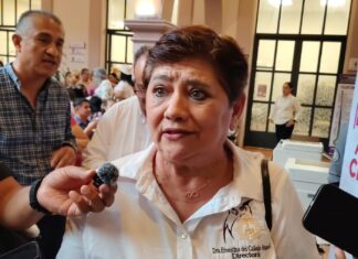 Ayuntamiento de Xalapa construye domo en la Secundaria Técnica Industrial No. 3