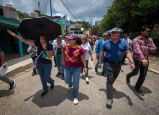 Autoridades municipales atienden necesidades de la población directamente en sus colonias