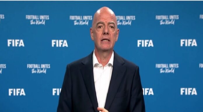 Infantino frena plan para privatizar el Mundial ante rebelión de federaciones