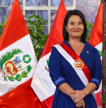 Keiko Fujimori toma protesta como presidenta de Perú como la primera mujer elegida por voto popular