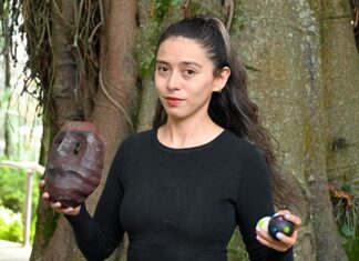 Alumna UV emplea el juego teatral para la rehabilitación de adicciones