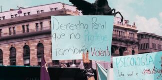 MESECVI rechaza ley que elimina la figura del feminicidio en Perú.