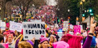 A 250 años de independencia en USA, prevalece la deuda con sus mujeres