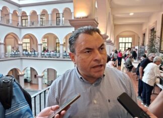 Bacheo en Xalapa avanza al 50%; Ayuntamiento intervendrá más vialidades; prepara obras en Ruiz Cortines