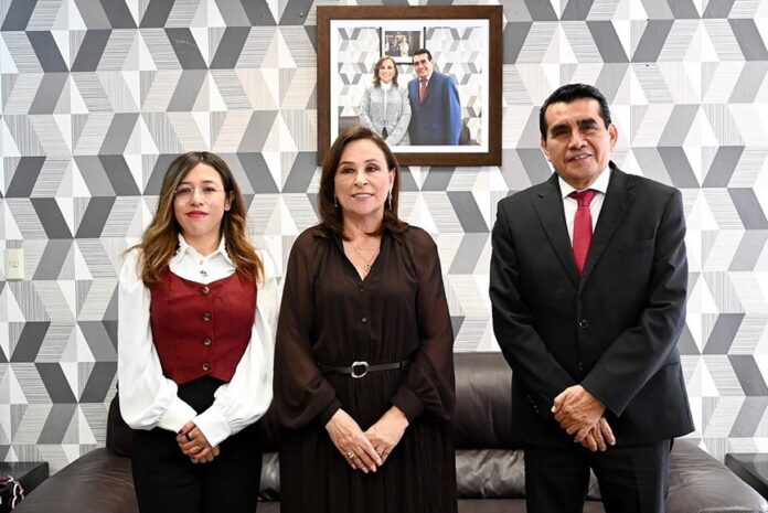 Naomi Gomez, Rocio Nahle y Esteban Bautista