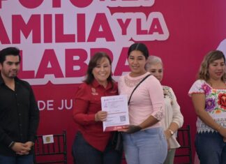 Entrega Gobernadora 5 mil apoyos a la Palabra y a la Familia #Yanga #Veracruz
