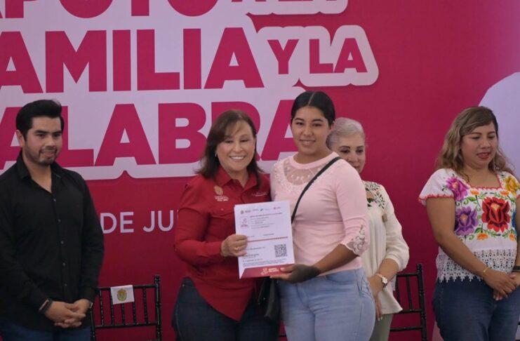 Entrega Gobernadora 5 mil apoyos a la Palabra y a la Familia #Yanga #Veracruz