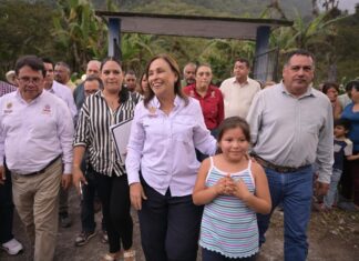 Barranca Grande contará con transporte escolar y mejores condiciones para sus estudiantes: Gobernadora