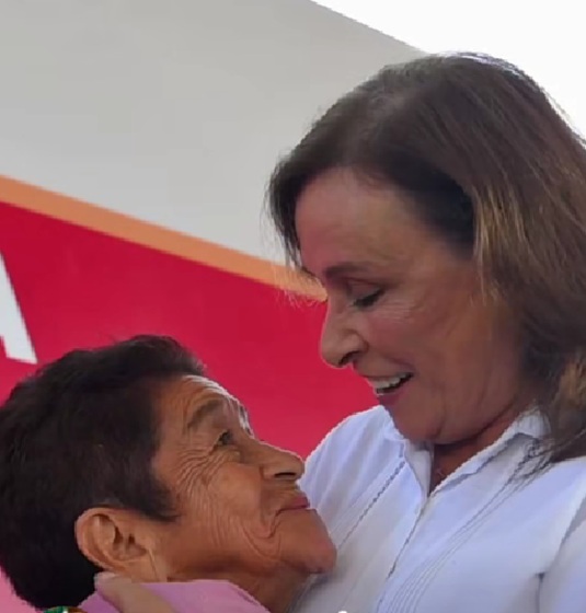 Rocio Nahle recibe cariño de Una veracruzana