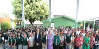 Distribuye SEV más de 10 mil ejemplares de la campaña Dona un libro, transforma un destino