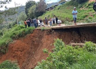 Protección Civil despliega atención por afectaciones de la vaguada en Veracruz