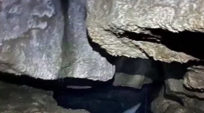 #Puebla: Localizan dos cuerpos más en la gruta de Cuetzalan; continúa la búsqueda de una menor